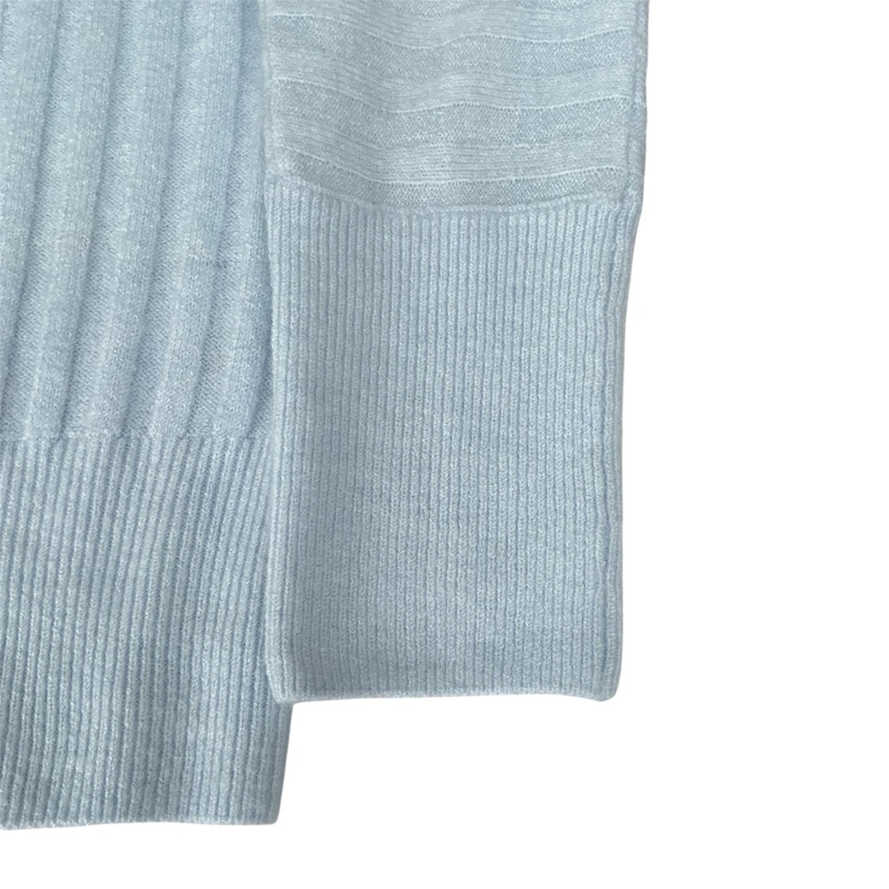 Vince Camuto Women’s Light Blue Ribbed V-Neck Sweater – Size Large - Picture 3 of 13